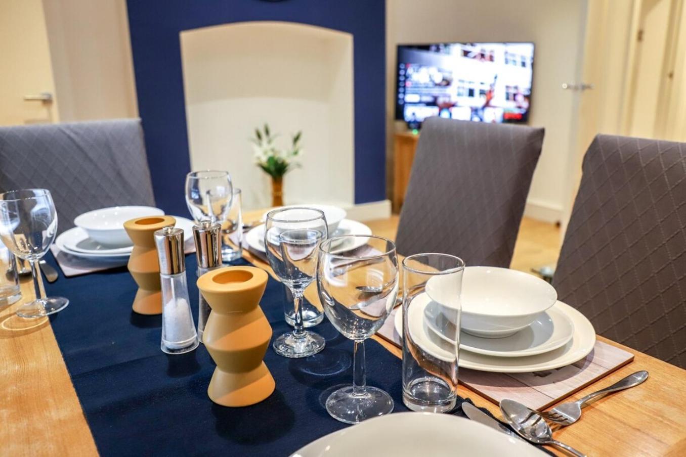 New- Modern 2Br Apt Wifi Sleep5 City Centre Sheffield Bagian luar foto