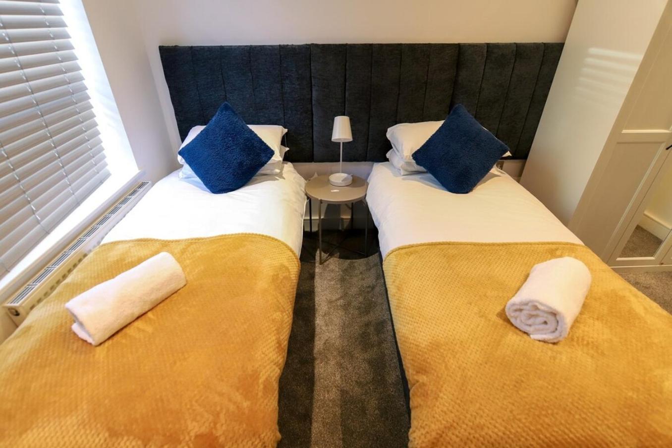 New- Modern 2Br Apt Wifi Sleep5 City Centre Sheffield Bagian luar foto