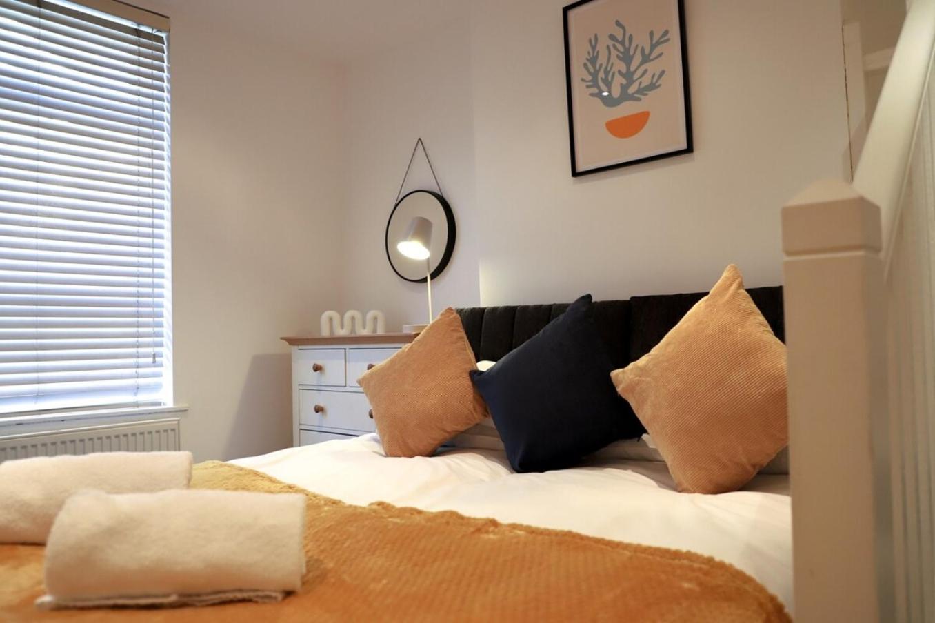 New- Modern 2Br Apt Wifi Sleep5 City Centre Sheffield Bagian luar foto