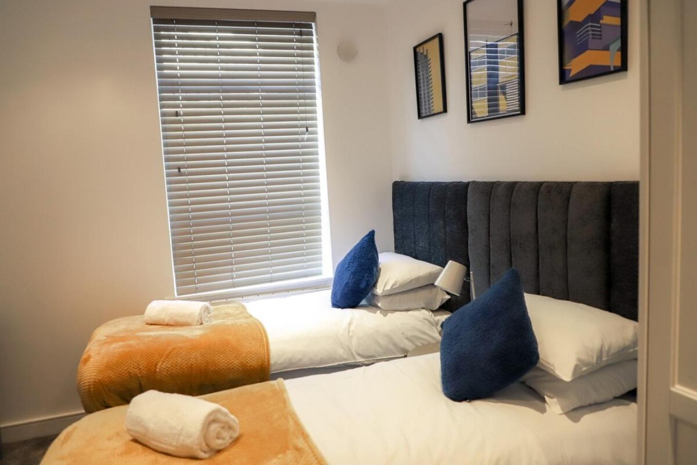 New- Modern 2Br Apt Wifi Sleep5 City Centre Sheffield Bagian luar foto