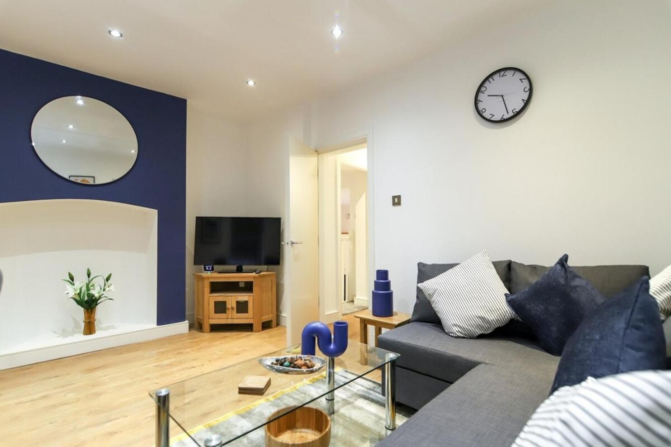 New- Modern 2Br Apt Wifi Sleep5 City Centre Sheffield Bagian luar foto