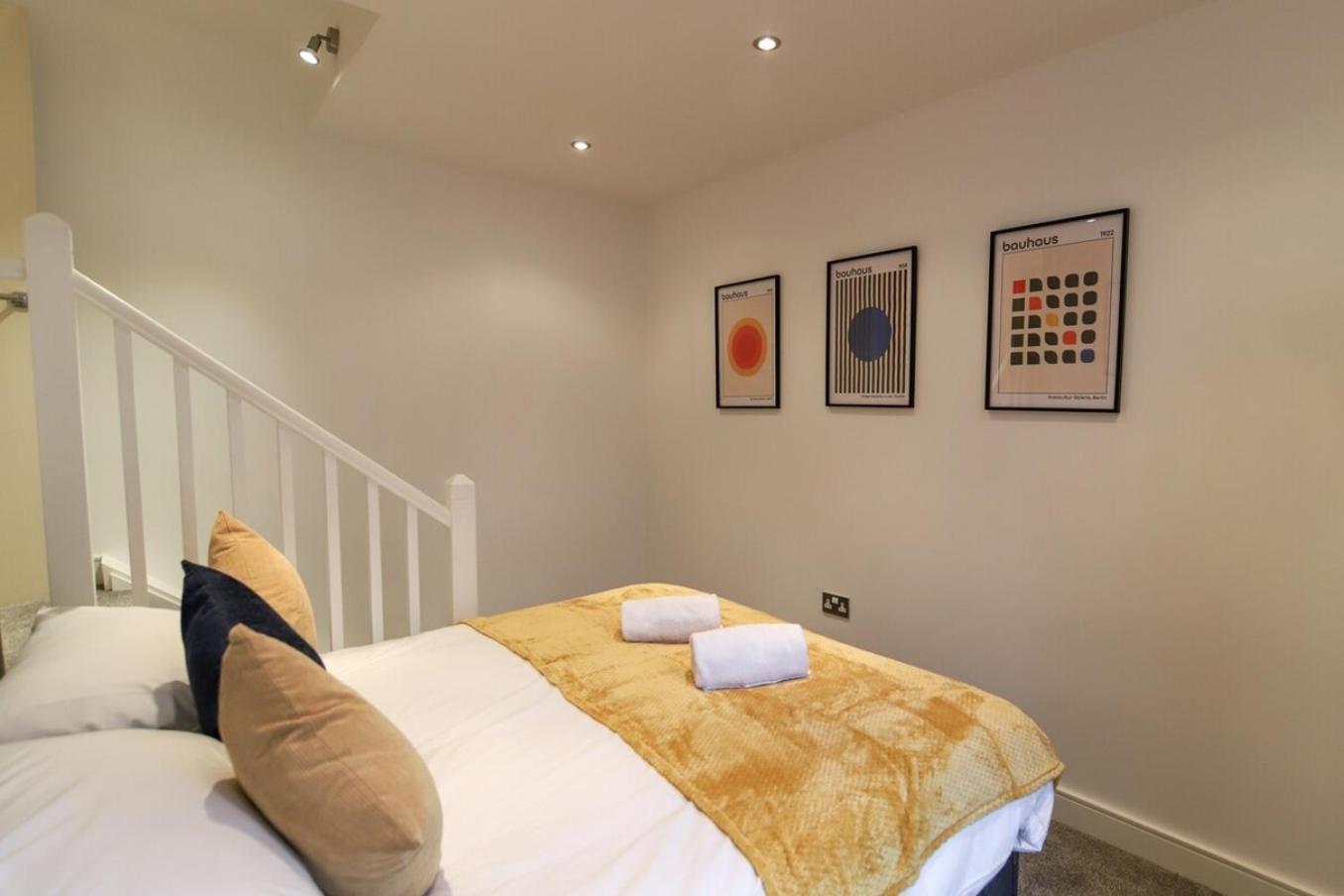 New- Modern 2Br Apt Wifi Sleep5 City Centre Sheffield Bagian luar foto