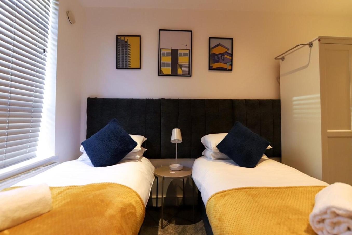 New- Modern 2Br Apt Wifi Sleep5 City Centre Sheffield Bagian luar foto