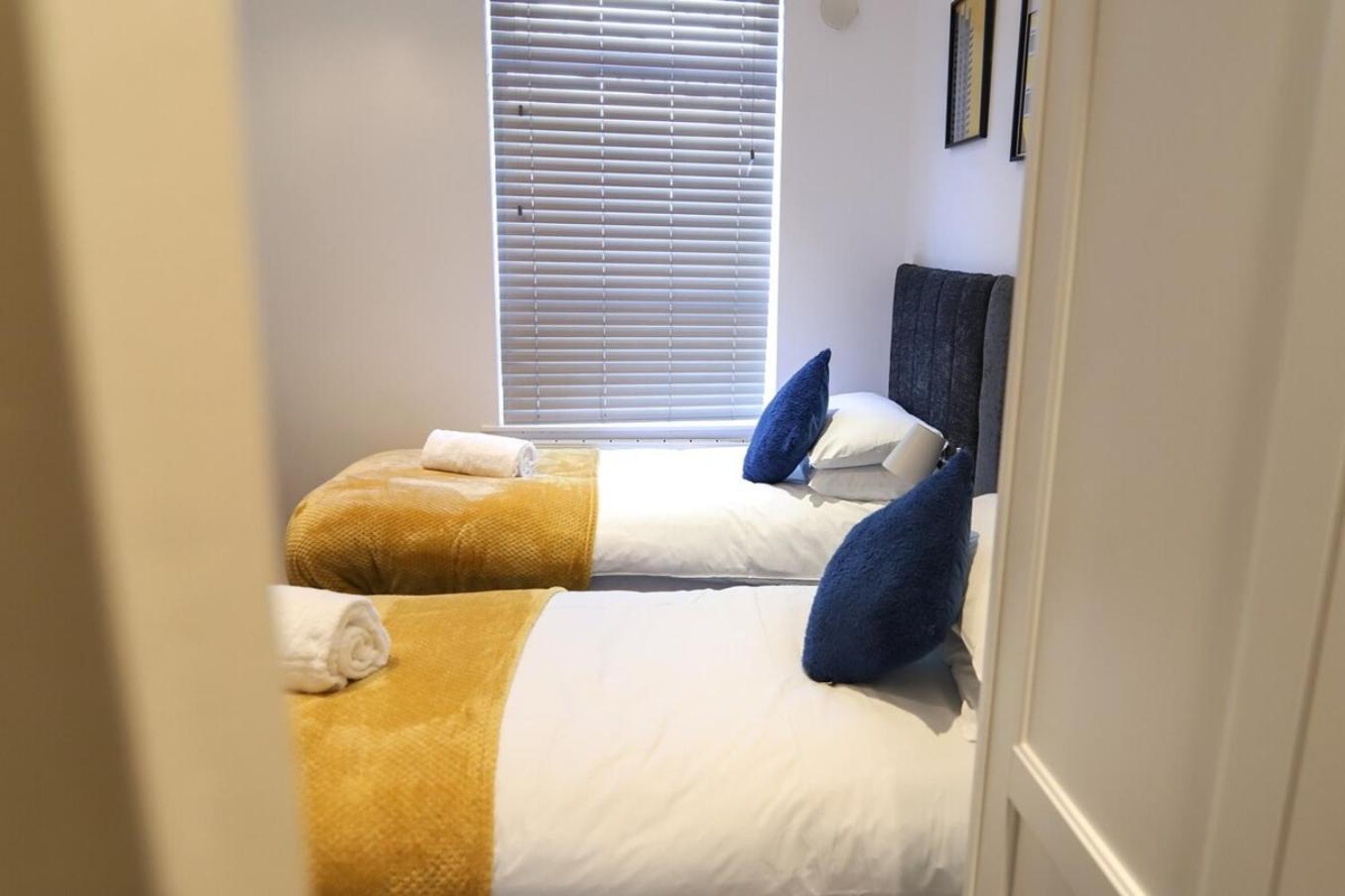 New- Modern 2Br Apt Wifi Sleep5 City Centre Sheffield Bagian luar foto