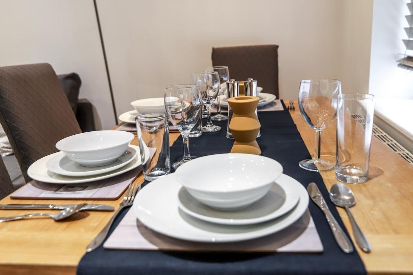 New- Modern 2Br Apt Wifi Sleep5 City Centre Sheffield Bagian luar foto