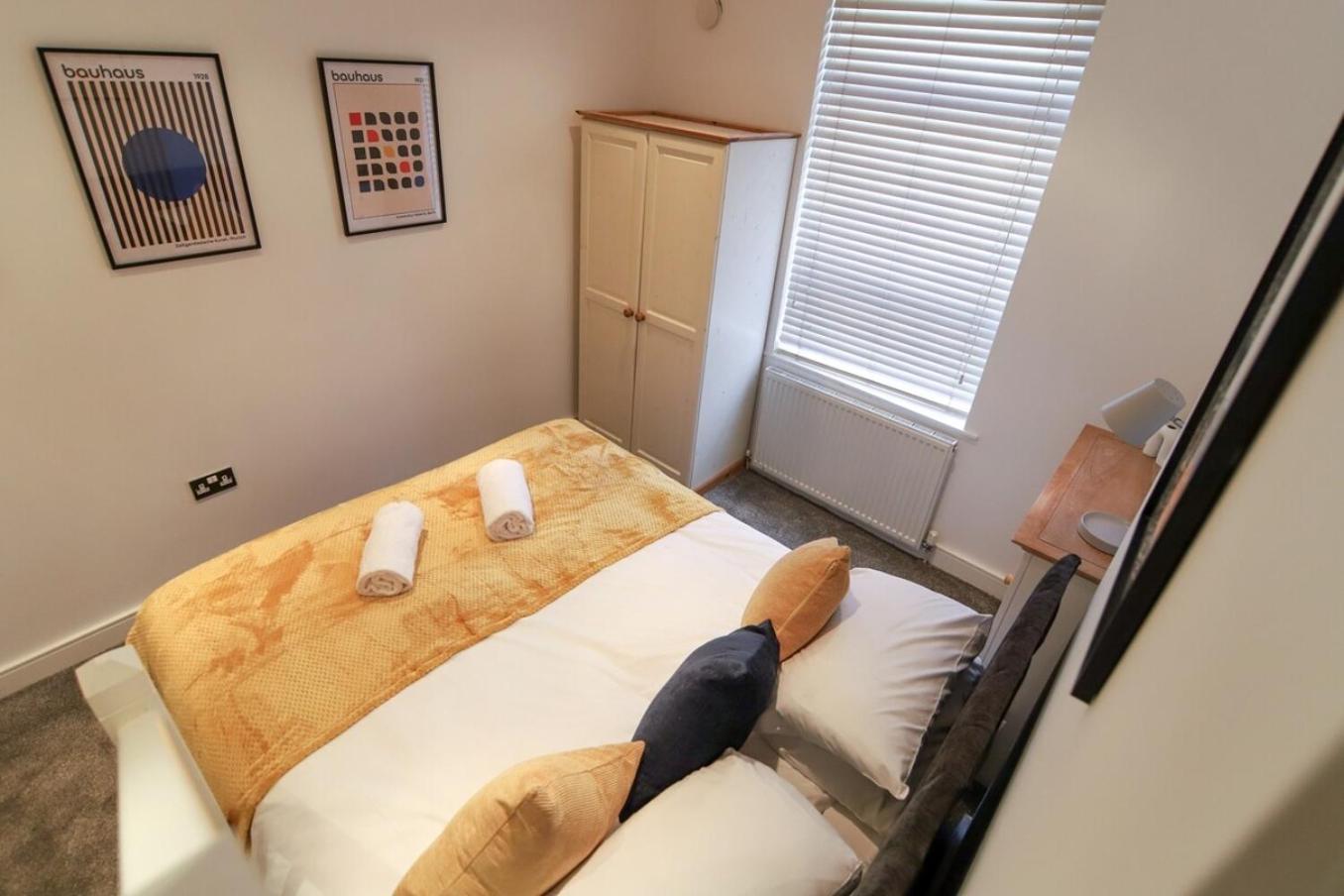New- Modern 2Br Apt Wifi Sleep5 City Centre Sheffield Bagian luar foto